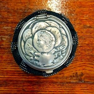 Antique Art nouveau womens Victorian crochet beaded purse